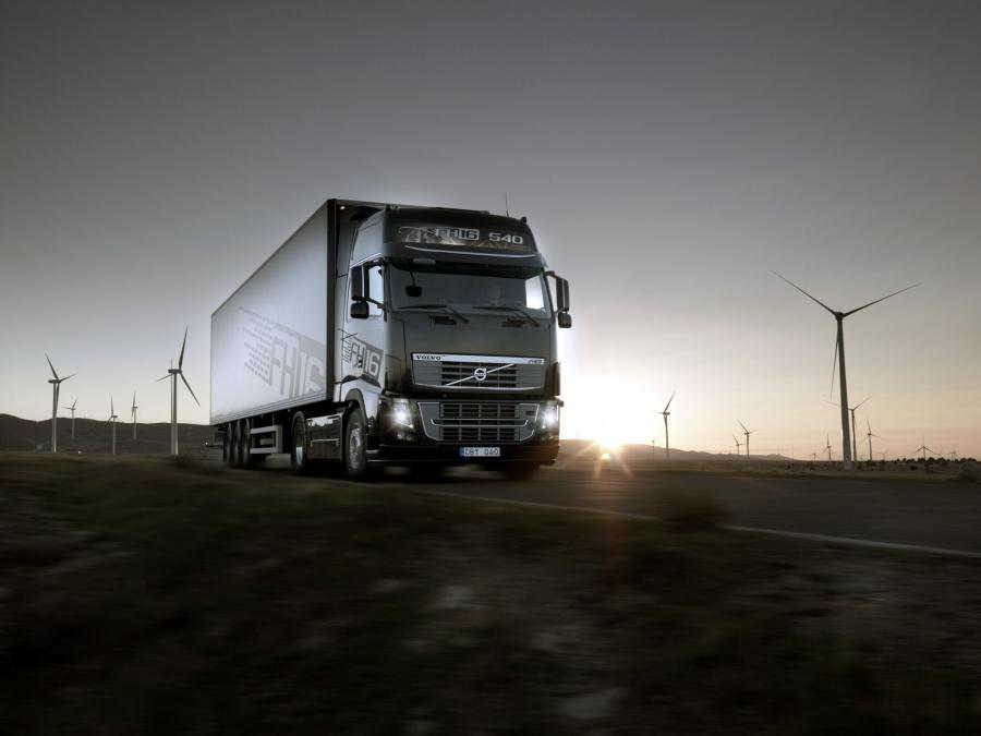  Volvo FH16 540 4x2 2008 года  (фото 1 из 3)